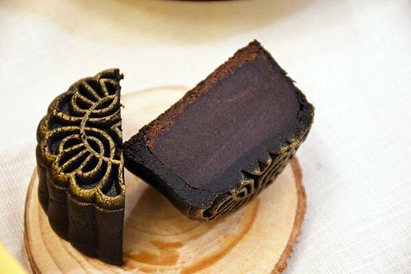 【工典甜點】將台灣在地風味結合法式甜點做結合，打造最獨一無二的千層蛋糕新嘗試＊今年中秋就送上最具有特