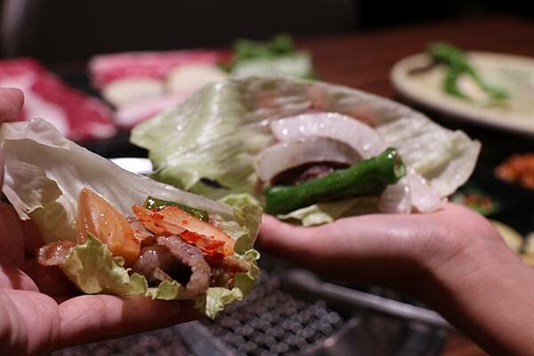 【台南東區美食】姜滿堂존맛탱 台南南紡店～食材新鮮，肉的品質