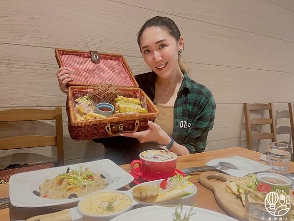 R-Star Coffee41.JPG R-Star Coffee41.JPG