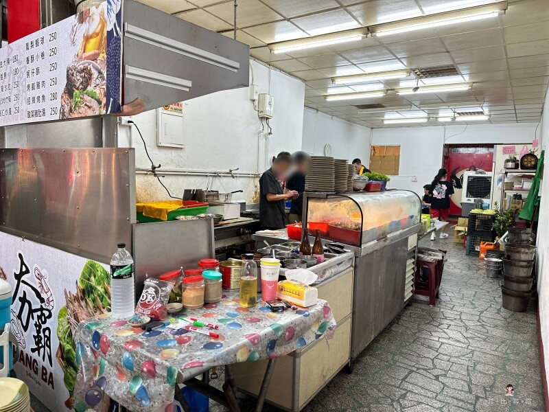 鮮蚵吃到飽不用跑南部啦!380元鮮蚵、白蝦吃到飽 還有肉燥飯!