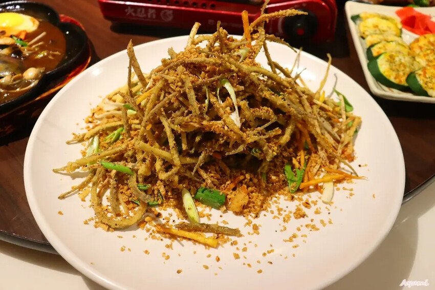 [高雄三民區熱炒推薦]天嚐地酒熱炒店/招牌成都老鴨鍋/金沙蝦