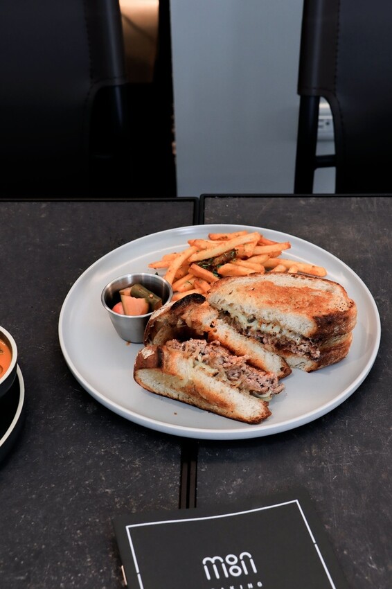 20230526_202319_757.jpg 20230526_202319_757.jpg