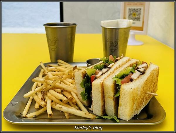 捷運南京復興站 ‧ Zackey 朝起 Luther Bur