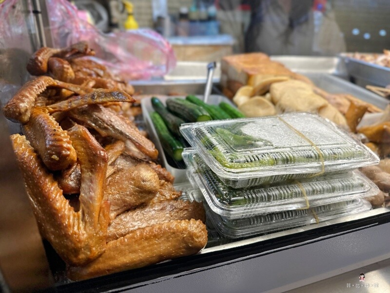 如憶燻茶鵝 獨家煙燻滷味 吮指涮嘴的開胃下酒好菜！