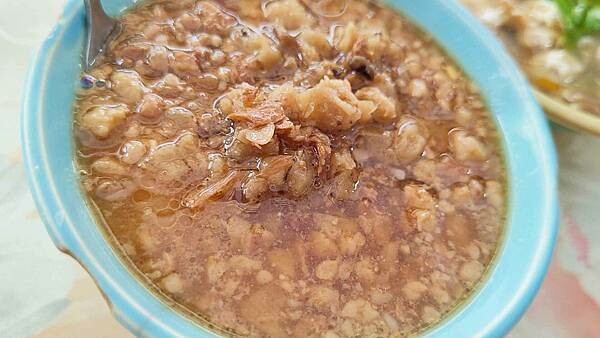 【板橋美食】板橋水粄|絕對是附近居民才知道的隱藏版美食!碗粿20元肉羹湯30元,爆便宜!