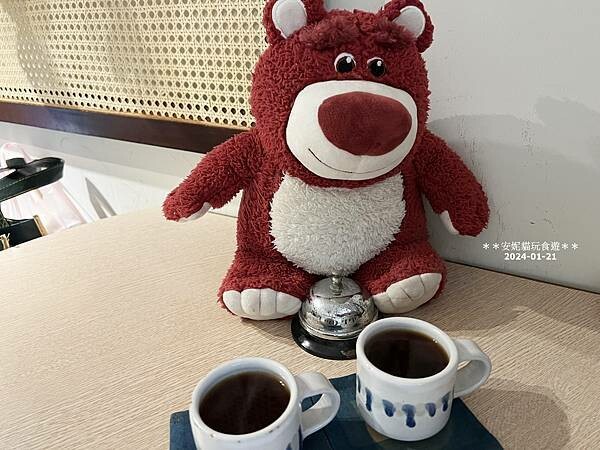 新竹市東區【新竹。東門市場】新竹最強布丁就隱身在東門市場裡.艾比兒甜點