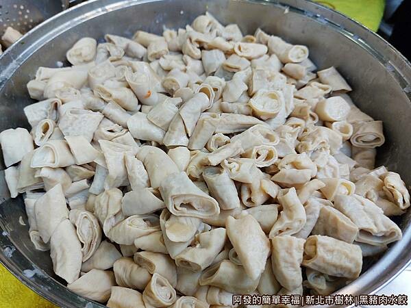 黑豬肉水餃06-豬小腸.jpg 黑豬肉水餃06-豬小腸.jpg