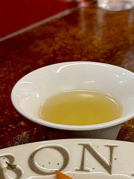 |台北松山‧義式| 自製醬汁的清炒義大利麵《又一間商行SPA