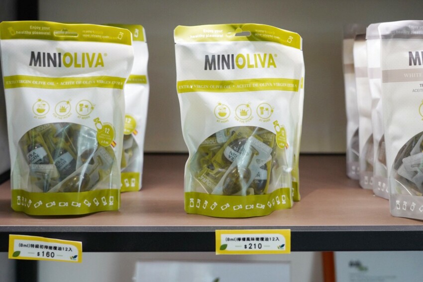 這是我吃過最大盤的溫沙拉！外帶溫沙拉3種蛋白質搭5種配料超澎湃，160元丼飯滿到看不到藜麥飯