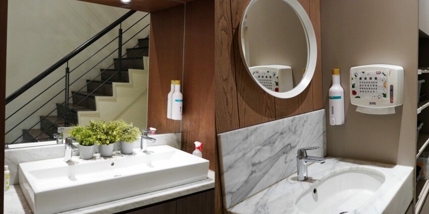 這是我吃過最大盤的溫沙拉！外帶溫沙拉3種蛋白質搭5種配料超澎湃，160元丼飯滿到看不到藜麥飯