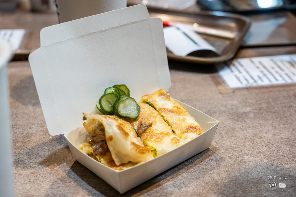 高雄飲料傳奇！老江紅茶牛奶24小時營業，超過70年老店必喝。