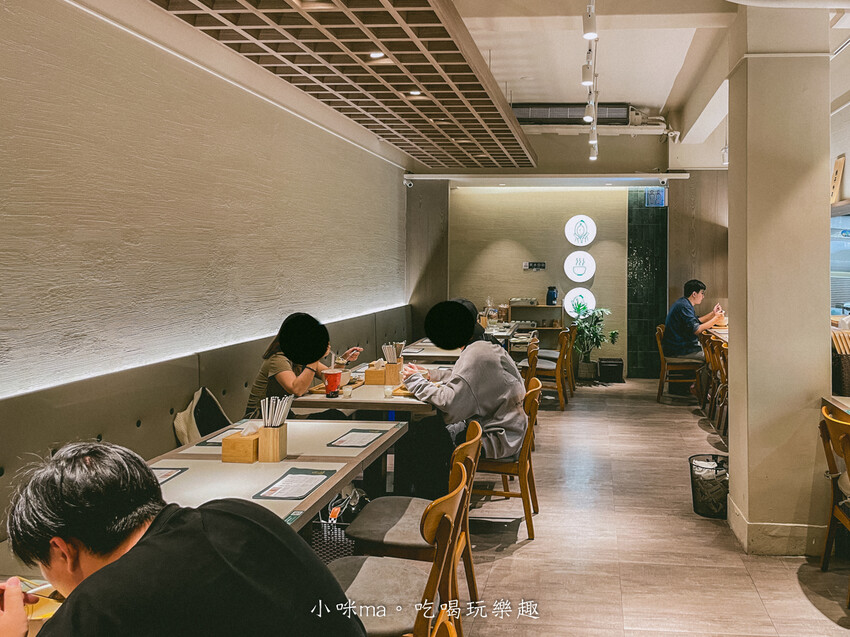 雞湯桑 Torisan 港墘店｜雞湯大叔開的日式拉麵店！櫻花柚子湯頭清爽不膩口，捷運港墘站，內科美食