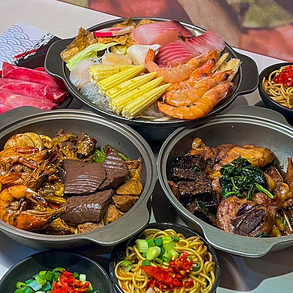 【桃園美食】桃園後火車站步行川醉湘麻辣小火鍋|麻辣干鍋一鍋兩