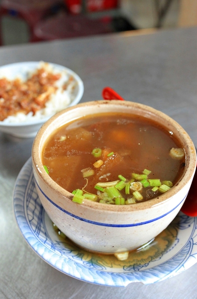 老李排骨酥湯:【高雄】想狂吃一斤排骨酥.老李排骨酥湯.桑尼瘦不了 老李排骨酥湯:【高雄】想狂吃一斤排骨酥.老李排骨酥湯.桑尼瘦不了