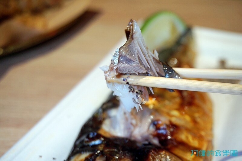 【西門站】焦糖楓串燒西門店-平價串燒，食材新鮮、特殊漢方烤肉粉，鹹甜入味超好吃