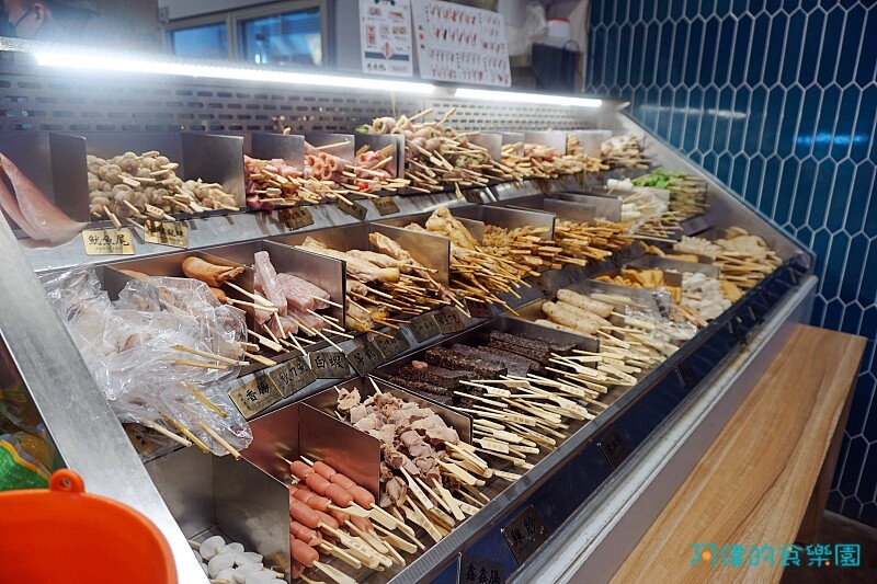 【西門站】焦糖楓串燒西門店-平價串燒，食材新鮮、特殊漢方烤肉粉，鹹甜入味超好吃