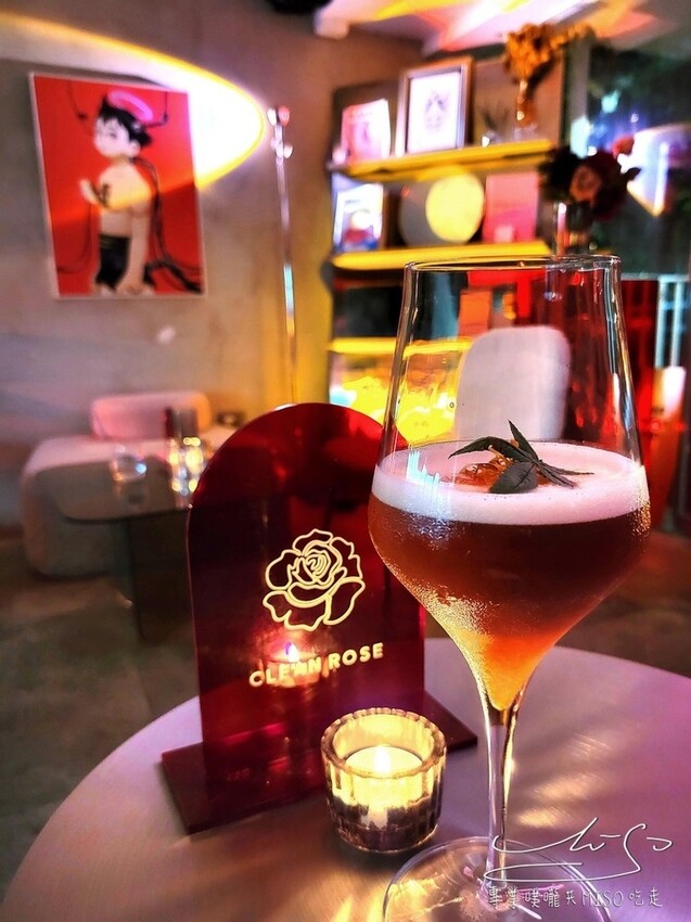 【大直酒吧推薦】Clean Rose ➤ 燈光美氣氛佳隨便一個角落都超好拍！台北酒吧推薦，IG打卡熱點！