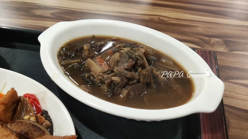 台中｜素食 國際耀谷 那一年我們的泡沫紅茶坊 ，沙鹿素食 簡餐店!