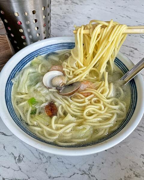 29號各式小炒｜鹽埕區美食｜平價熱炒｜家常料理小店｜豆干炒三層肉必點