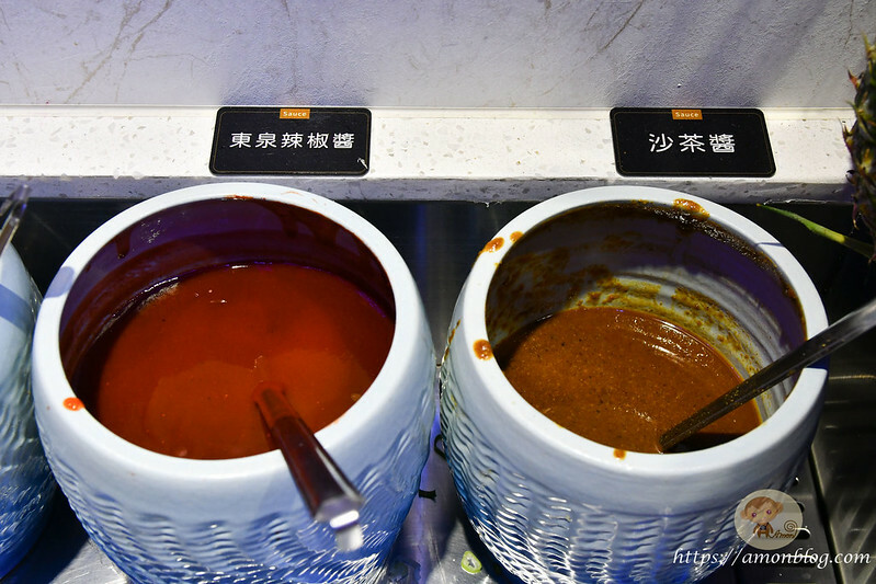 饗麻饗辣PLUS最奢華A5和牛吃到飽開箱，超豪華海鮮、活蝦、熟食任你吃，有紅白酒、莫凡彼冰淇淋