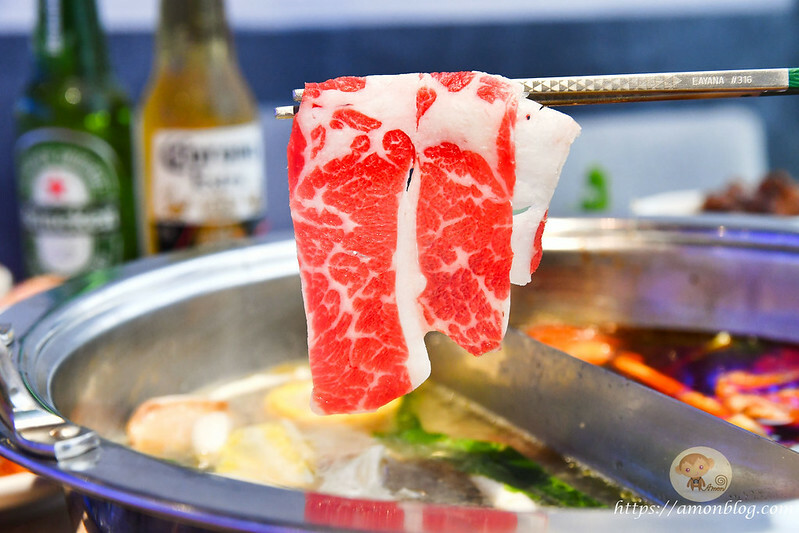 饗麻饗辣PLUS最奢華A5和牛吃到飽開箱，超豪華海鮮、活蝦、熟食任你吃，有紅白酒、莫凡彼冰淇淋