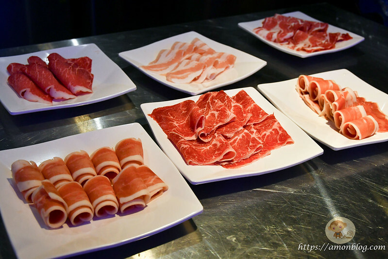 饗麻饗辣PLUS最奢華A5和牛吃到飽開箱，超豪華海鮮、活蝦、熟食任你吃，有紅白酒、莫凡彼冰淇淋