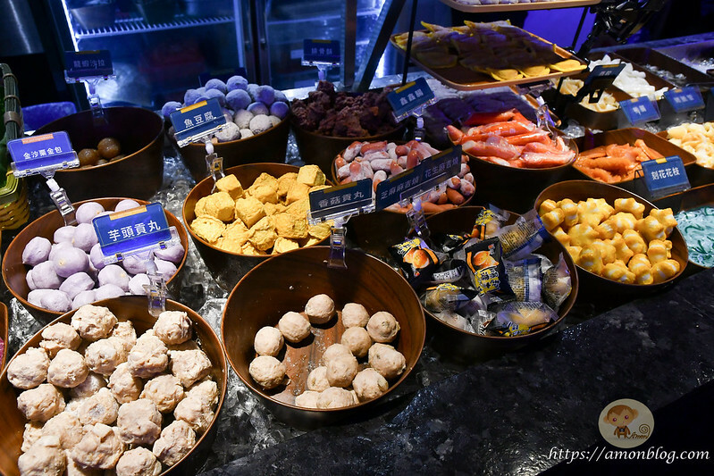 饗麻饗辣PLUS最奢華A5和牛吃到飽開箱，超豪華海鮮、活蝦、熟食任你吃，有紅白酒、莫凡彼冰淇淋