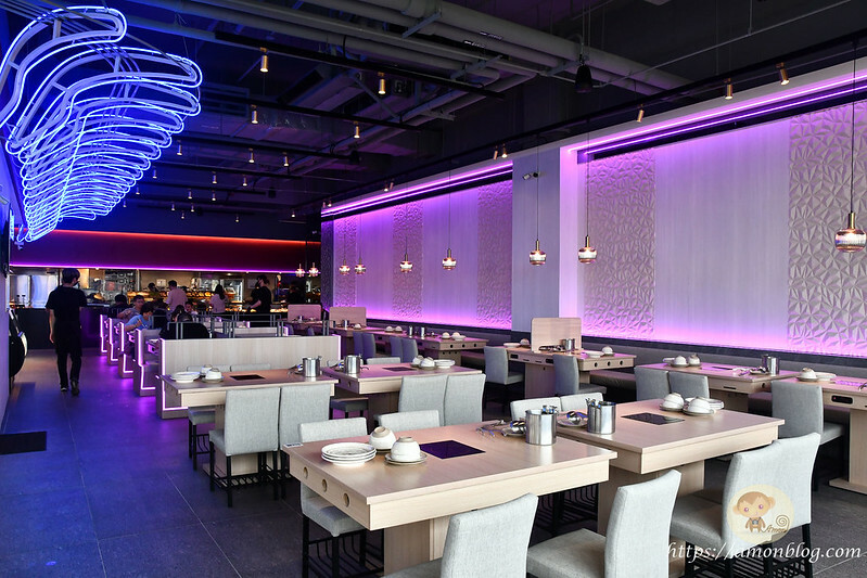 饗麻饗辣PLUS最奢華A5和牛吃到飽開箱，超豪華海鮮、活蝦、熟食任你吃，有紅白酒、莫凡彼冰淇淋