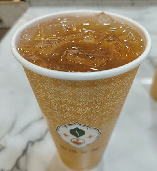 Toyz品牌「拾汣茶屋」新竹金山店。我們倒流時光只為還你一杯小確幸/激推紅柚翠綠/口感系特調