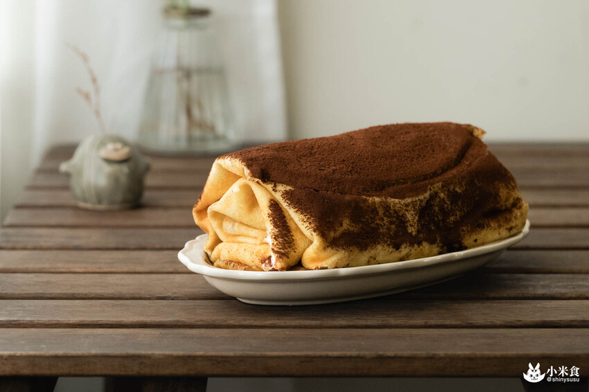 Rich Bear 瑞瑞食研所｜台中新光三越中港店快閃｜2種口味乳香蛋糕捲，國王級美味巴斯克｜桃園甜點店｜可麗露推薦必吃 - 小米食