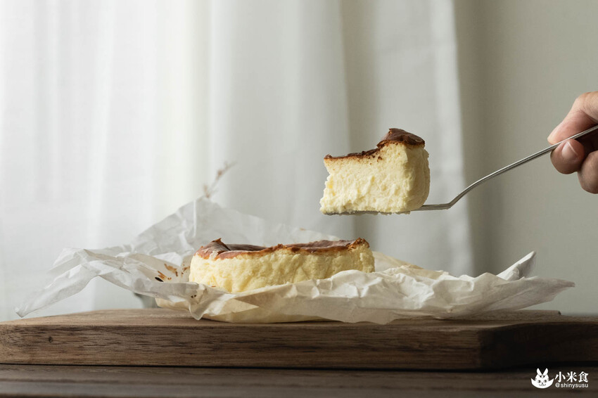 Rich Bear 瑞瑞食研所｜台中新光三越中港店快閃｜2種口味乳香蛋糕捲，國王級美味巴斯克｜桃園甜點店｜可麗露推薦必吃 - 小米食