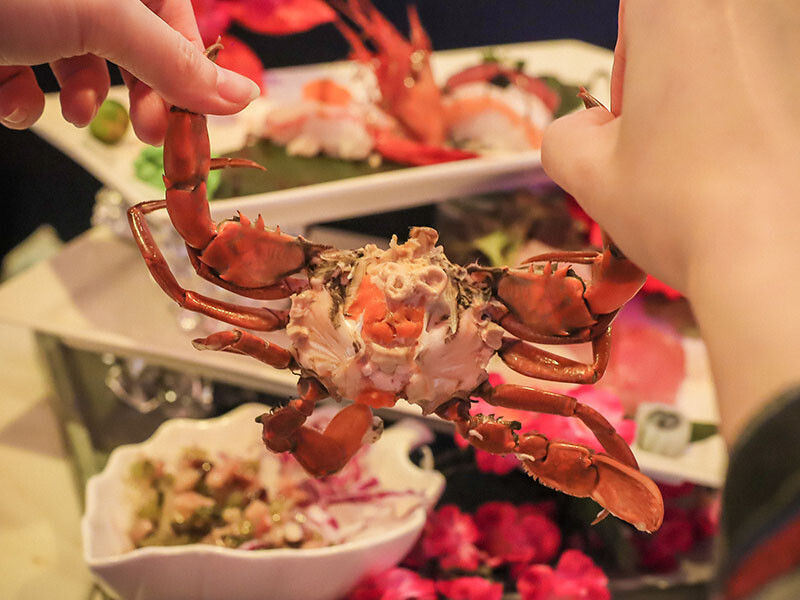 名古屋料亭居酒屋經國店 單點+無菜單料理吃生魚片、握壽司、現流海魚私房菜，九點過後邊吃飯邊唱歌氣氛超Chill