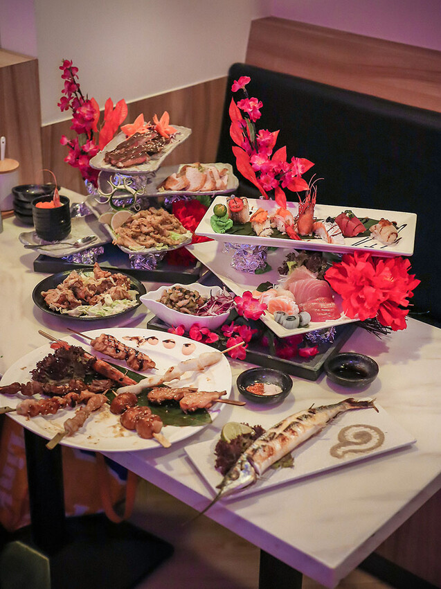 名古屋料亭居酒屋經國店 單點+無菜單料理吃生魚片、握壽司、現流海魚私房菜，九點過後邊吃飯邊唱歌氣氛超Chill