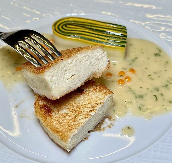 [信義區美食] CLOVER BELLAVITA 法國傳奇摘星主廚台灣首店 法式料理 #信義區市政府美食 @蛋寶趴趴go