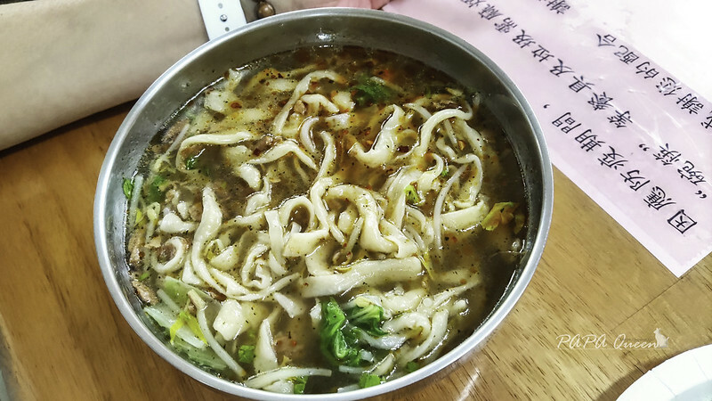清水素食｜ 慧德齋 素食手工桿麵!　需要拿號碼牌的酷酷麵店　這家麵是自己做!