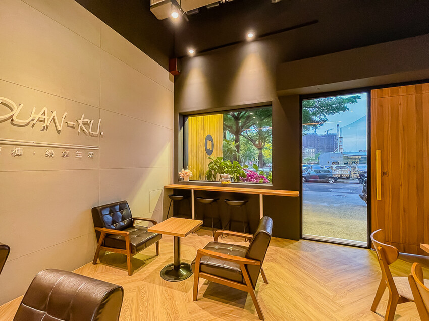 鳳山美食 – 樂檸漢堡 x 穿短褲可以免費加大飲料跟漢堡！