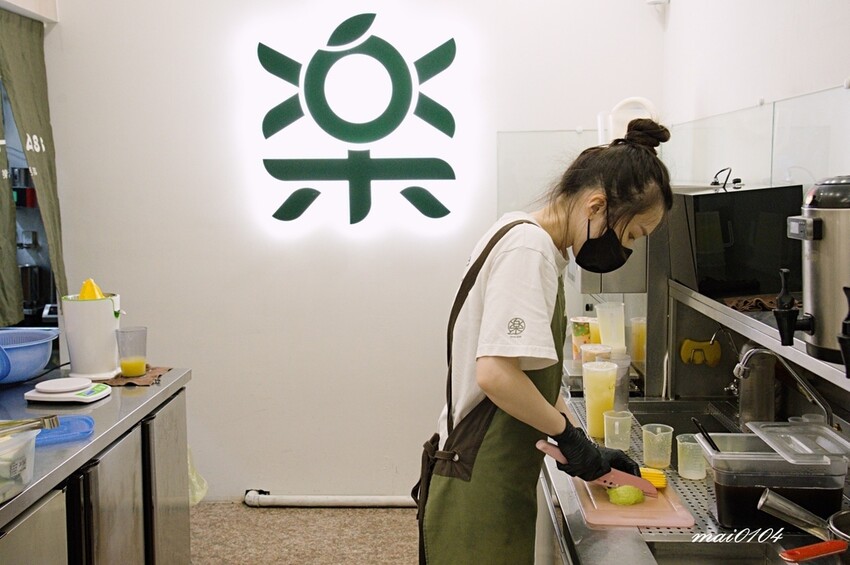 中壢手搖飲推薦｜LOHASS樂活事鮮果茶中壢SOGO店～新鮮