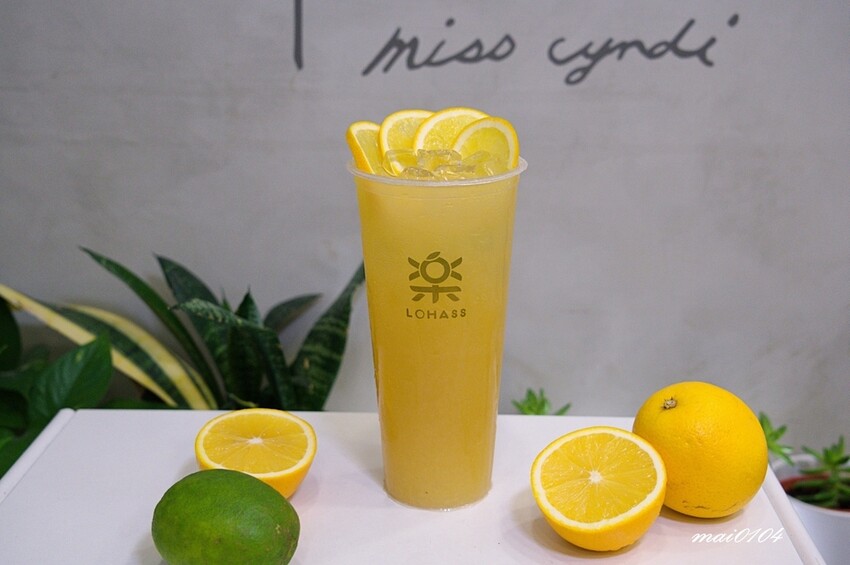 中壢手搖飲推薦｜LOHASS樂活事鮮果茶中壢SOGO店～新鮮