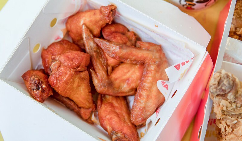 【台中-逢甲商圈美食】Oh!MAMA chicken美式炸雞.酥脆炸雞.四種獨門沾醬任意組合.中台灣炸雞新勢力