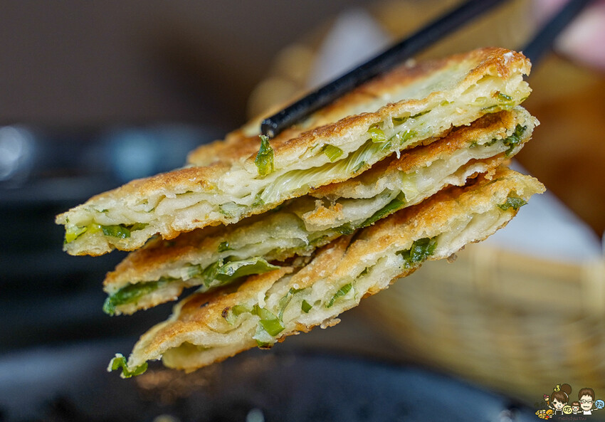 好手藝之高雄手工北方麵食必吃 湘帥客棧，招牌甜烙餅、爆漿豬肉餡餅、爽口小籠湯包、老饕最愛蔥油餅 - 跟著尼力吃喝玩樂＆親子生活