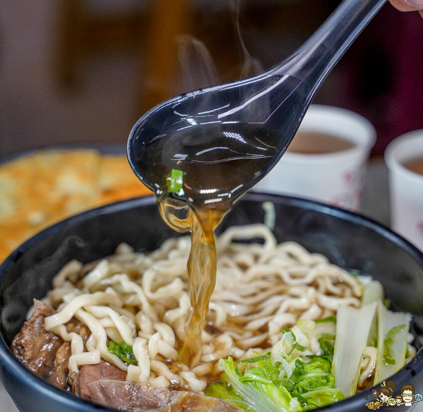 好手藝之高雄手工北方麵食必吃 湘帥客棧，招牌甜烙餅、爆漿豬肉餡餅、爽口小籠湯包、老饕最愛蔥油餅 - 跟著尼力吃喝玩樂＆親子生活