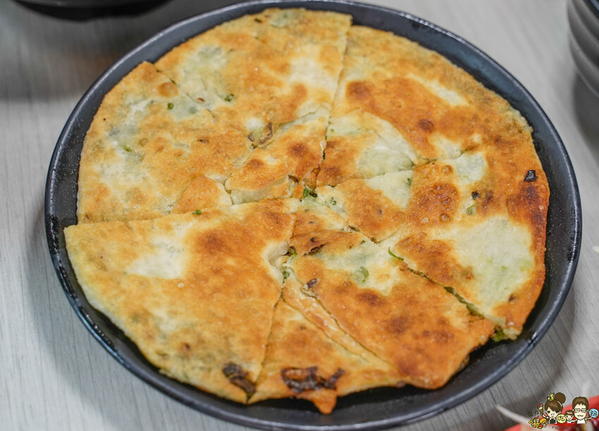 好手藝之高雄手工北方麵食必吃 湘帥客棧，招牌甜烙餅、爆漿豬肉餡餅、爽口小籠湯包、老饕最愛蔥油餅 - 跟著尼力吃喝玩樂＆親子生活