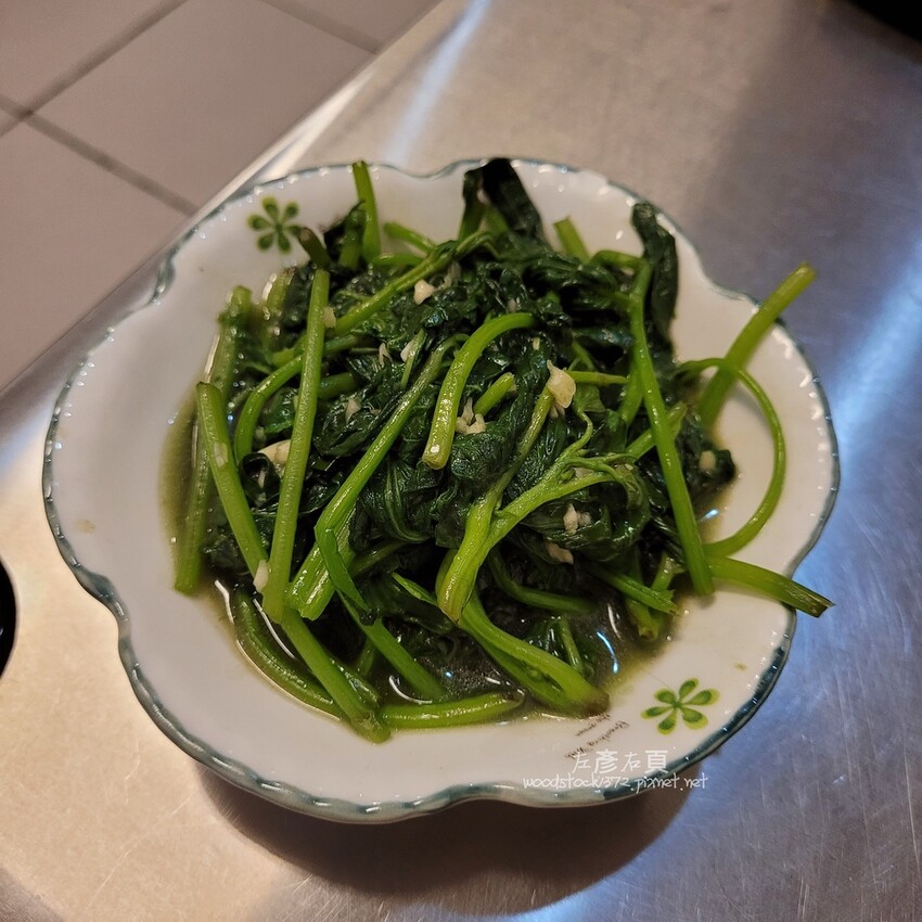 台南東區小吃_香香古早味炒米粉豬血湯_台式美食