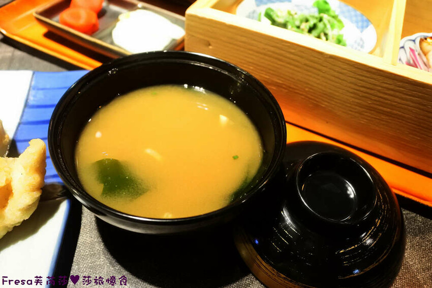 高雄日式【田橋屋 天麩羅專売】巨大星鰻豪華海鮮野菜裹上獨家日本炸粉超薄脆酥香！指定主餐買一送一│高雄夢