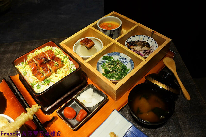 高雄日式【田橋屋 天麩羅專売】巨大星鰻豪華海鮮野菜裹上獨家日本炸粉超薄脆酥香！指定主餐買一送一│高雄夢