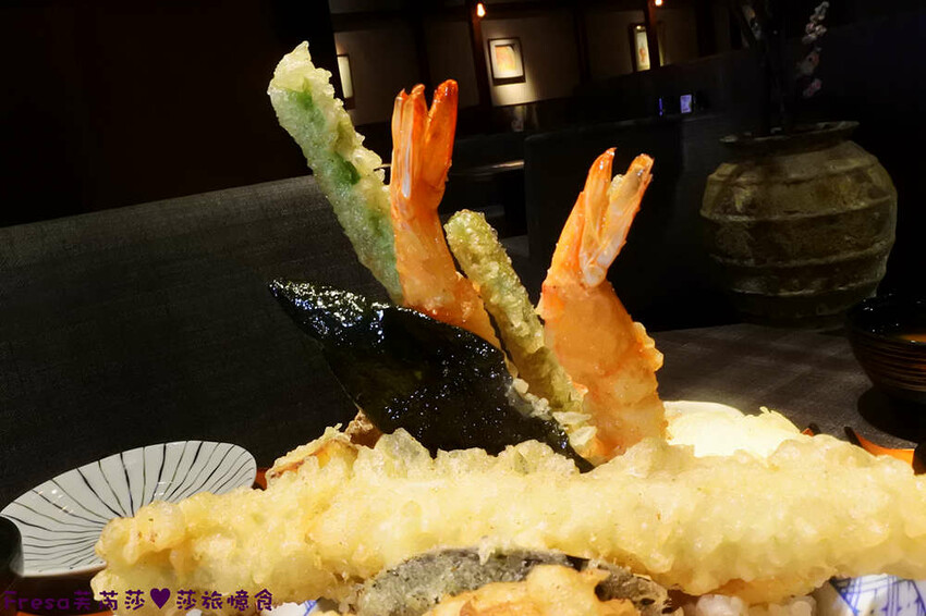 高雄日式【田橋屋 天麩羅專売】巨大星鰻豪華海鮮野菜裹上獨家日本炸粉超薄脆酥香！指定主餐買一送一│高雄夢