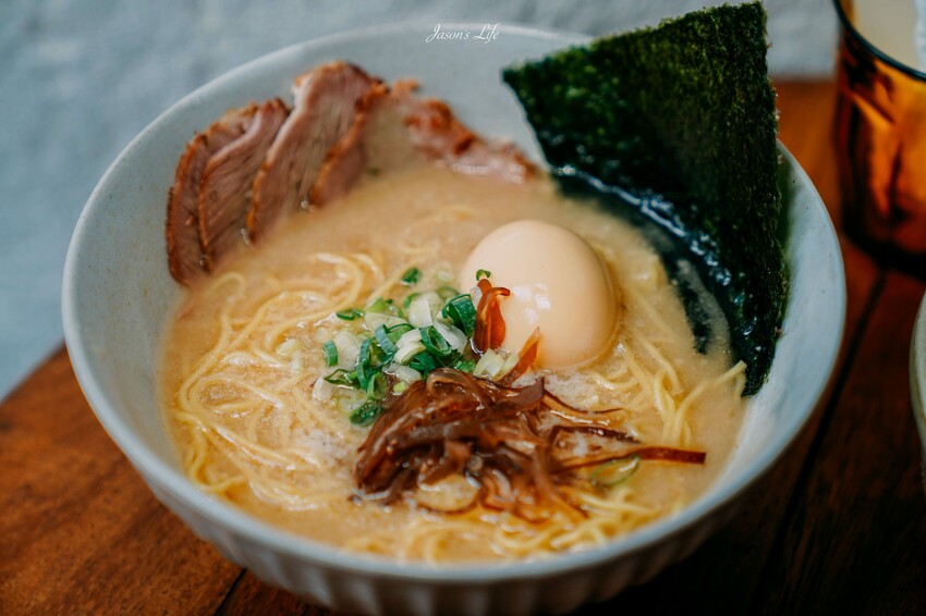 【屏東恆春｜美食】波波俱樂部。恆春美食推薦，波波廚房二店，渡假風格餐酒館，調酒美食都有