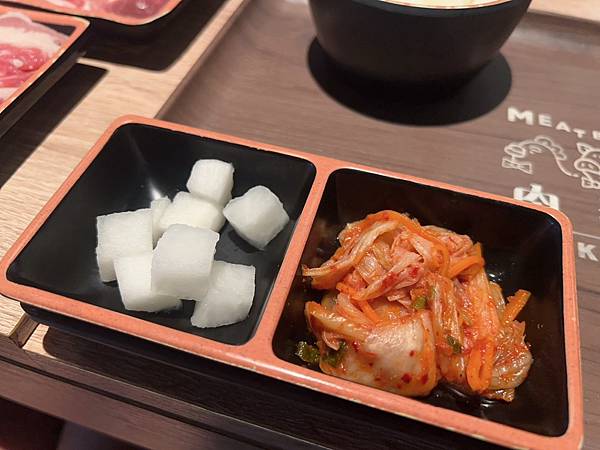 中壢美食推薦肉執事日式個人燒肉，創意軌道送餐，CP值爆表