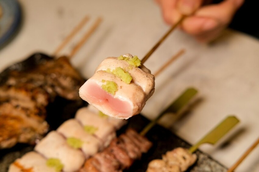 【台北美食】夙席 Yakitori｜大安區深夜限定桂丁雞專門店，享受炭火串燒的專屬誘人香氣! - 肉依小姐吃什麼