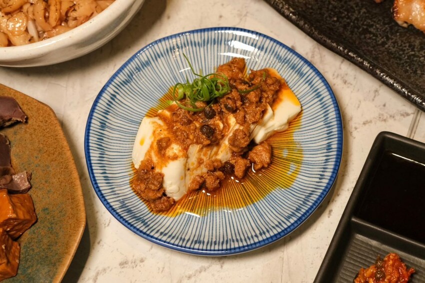 【台北美食】夙席 Yakitori｜大安區深夜限定桂丁雞專門店，享受炭火串燒的專屬誘人香氣! - 肉依小姐吃什麼